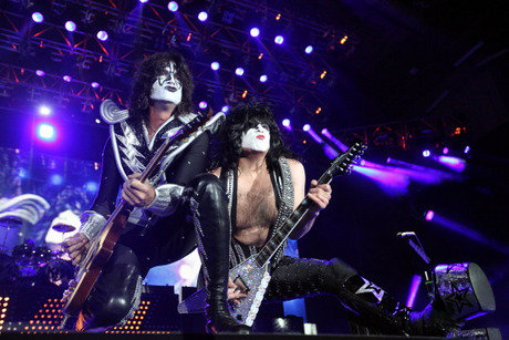 Tommy Thayer And Paul Stanley