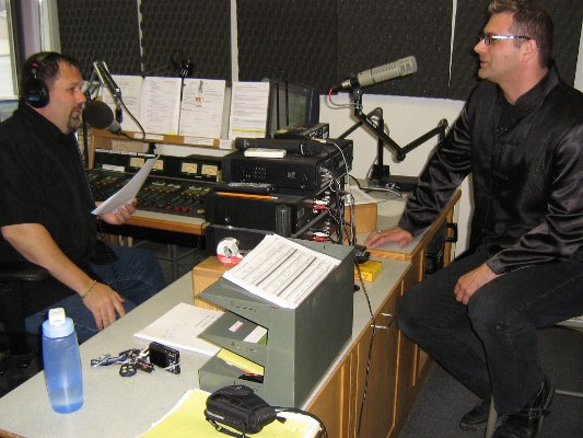 KISS Superfan Darryl Andrews At The Radio Station