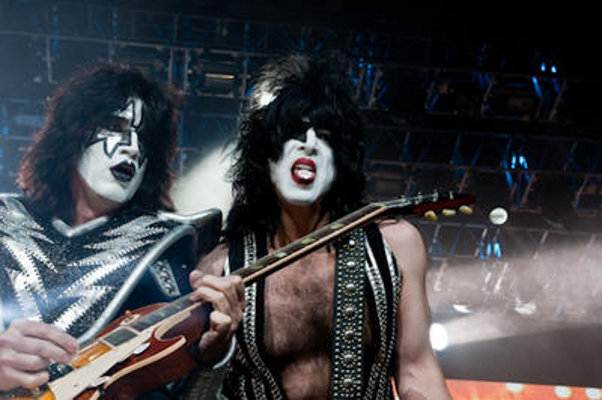 Tommy Thayer And Paul Stanley