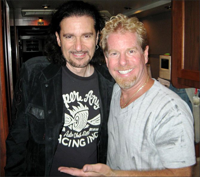 Bruce Kulick and Night Ranger guitarist Brad Gillis