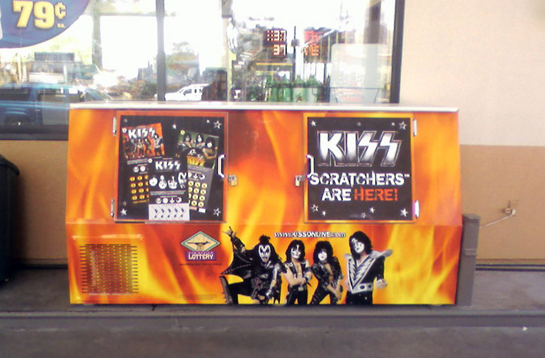 KISS Ice Machine