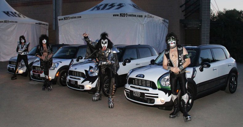 KISS and the KISS Minis