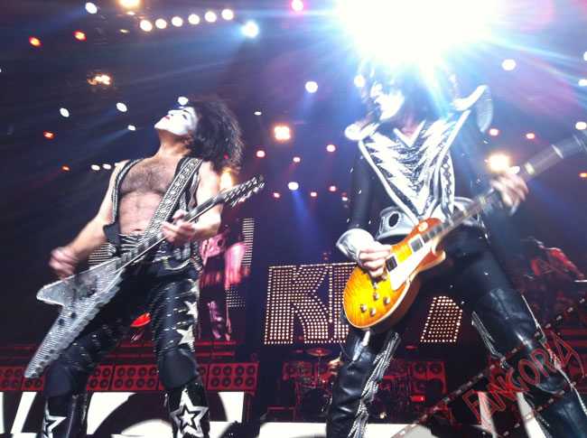 Paul Stanley And Tommy Thayer