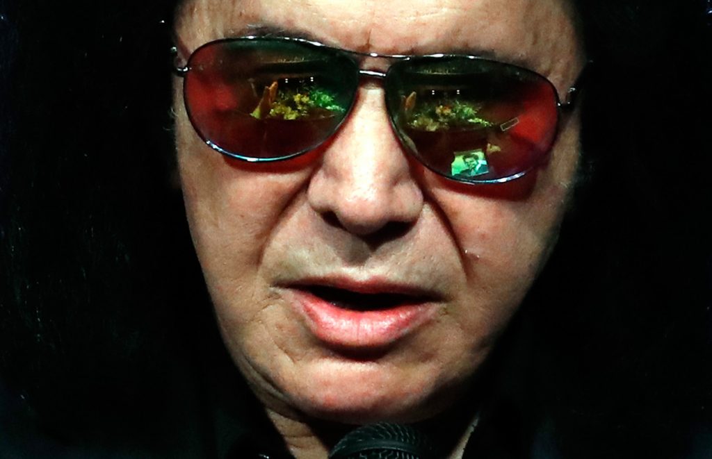 Gene Simmons Changes His Mind About Hand Gesture Trademark Kiss Asylum